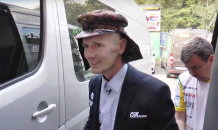 Jacek Krzyżaniak kończy 54 lata (wideo)